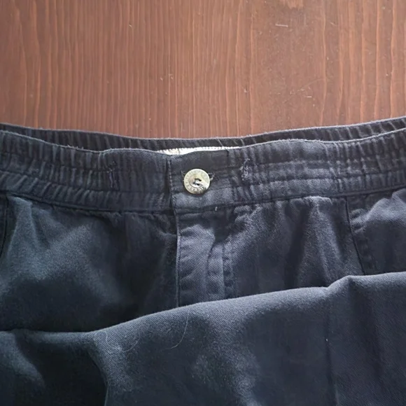 Woman's khakis - Picture 2 of 5